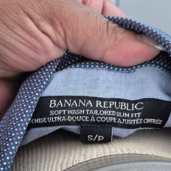 Banana Republic Men's Dark Blue Button-Down Shirt - Picture 2 of 16